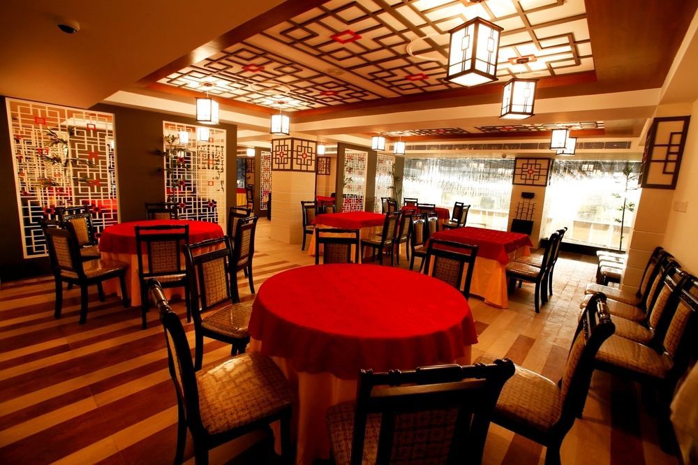 Hotel Patliputra Continental Patna  Buitenkant foto