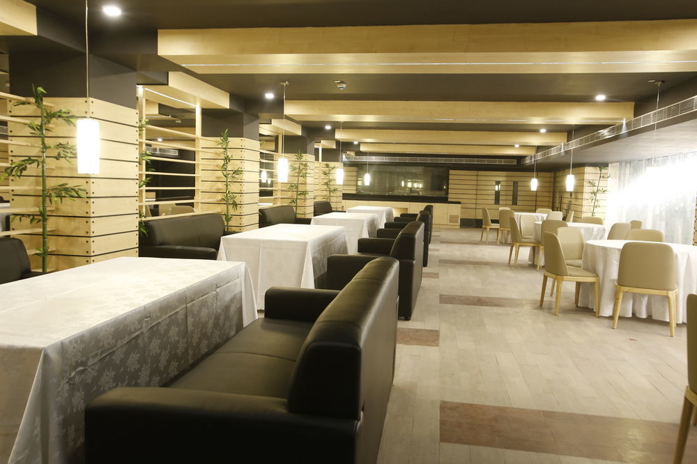 Hotel Patliputra Continental Patna  Buitenkant foto