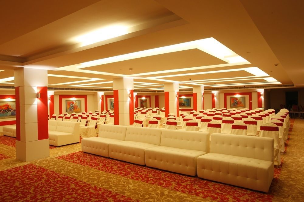 Hotel Patliputra Continental Patna  Buitenkant foto