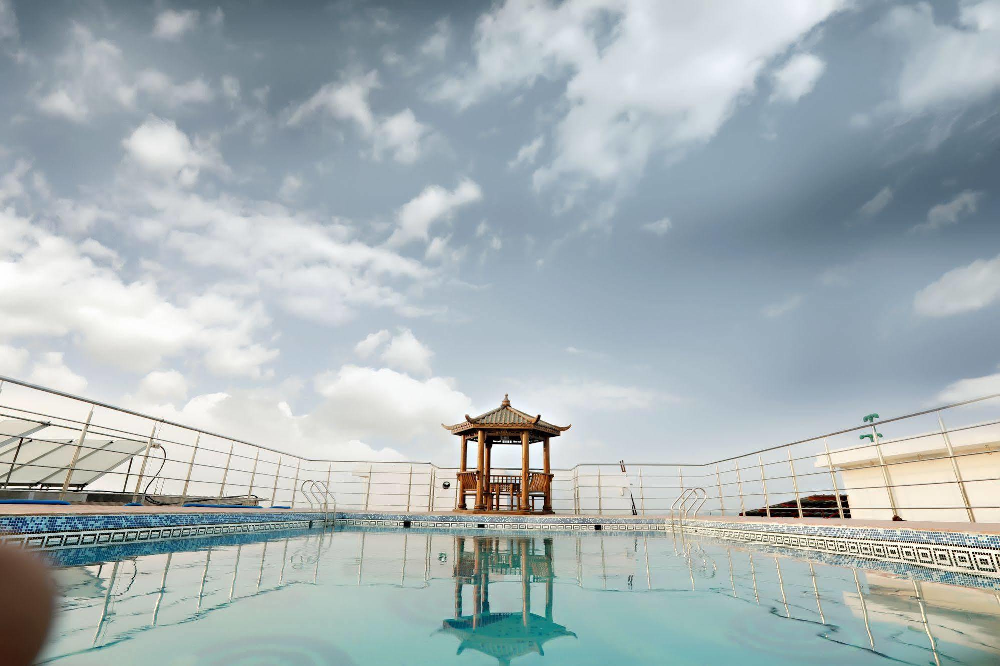 Hotel Patliputra Continental Patna  Buitenkant foto